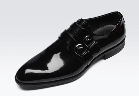 Des hommes de la mode, des chaussures de bureau, des chaussures d' oxford.