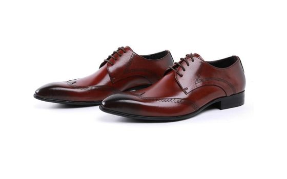 Brogue personnalisé Brun brossé chaussures en cuir Robes confortables pour hommes
