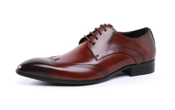 Brogue personnalisé Brun brossé chaussures en cuir Robes confortables pour hommes