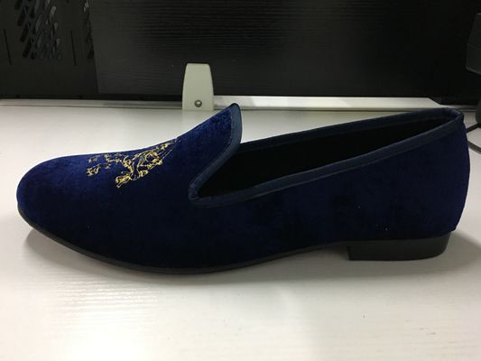 Des chaussures en velours durables pour hommes, des chaussures à talons ronds, des chaussures en suède bleu