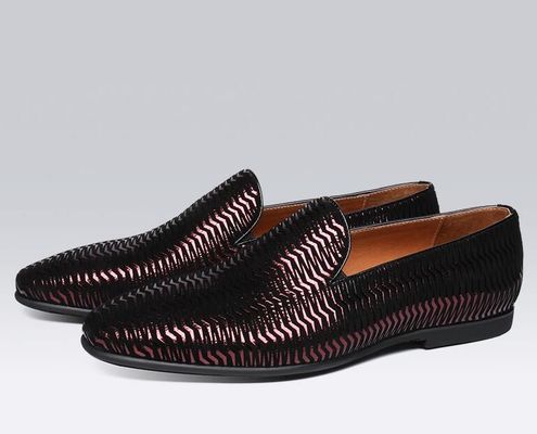 Chaussettes en cuir italien brun pour hommes Chaussettes en cuir tissé avec motif ondulé