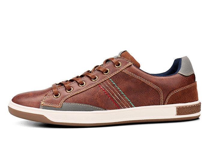Les hommes en cuir cousant des lacets en haut des chaussures Casual Men Slip On Oxford Chaussures pour l'été